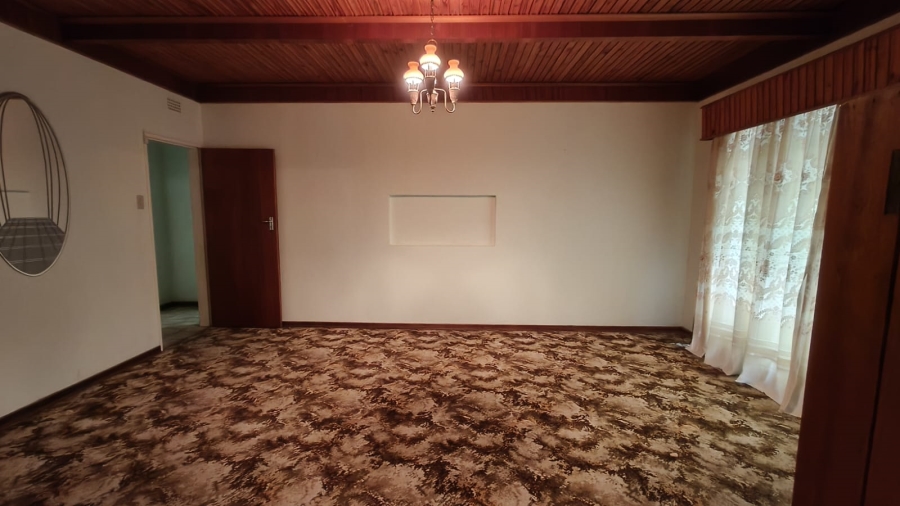 4 Bedroom Property for Sale in Hennenman Free State